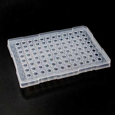 laboratuvar sarf malzemesi Sızdırmazlık filmli 96 kuyulu PCR plakası USP onaylı PP malzeme Sterilize