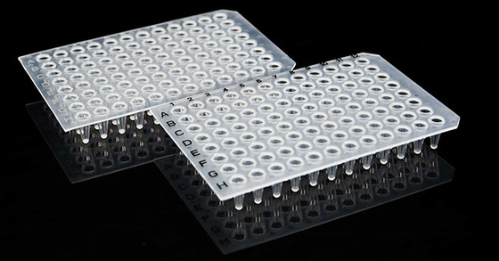 Laboratuvar için Eteksiz PCR Sarf Malzemeleri 0.1ml 96 Kuyulu PCR Plakası